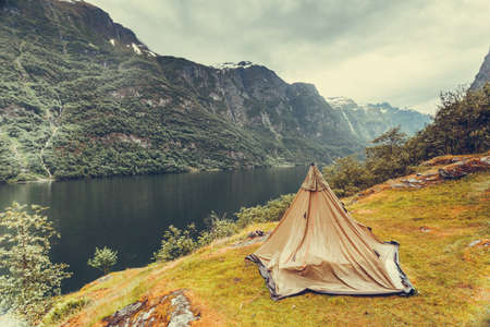 Leave No Trace: Responsible Fire Management for UK Wild Campers
