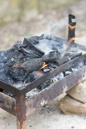 Essential Camping Tables for UK Campsites: How to Select, Set Up, and Store Your Outdoor Workspace