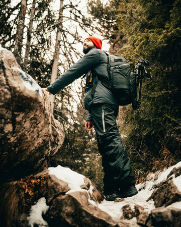 The Ultimate Guide to the Best Hiking Trails near UK Campsites: Where to Start and What to Expect
