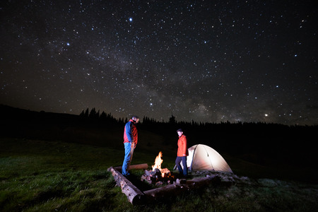 Down vs. Synthetic: Which Sleeping Bag Insulation Is Best for the UK Climate?