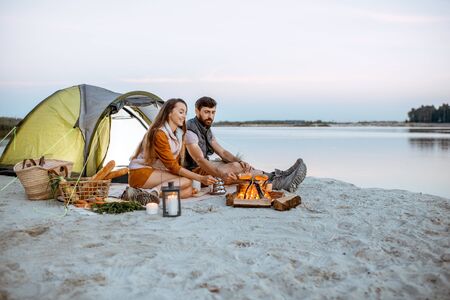 A Deep Dive into Cool Boxes and Portable Fridges for UK Camping Trips