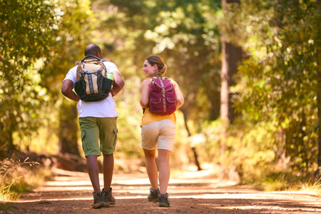 Backpacks vs. Duffel Bags: What Works Best for UK Outdoor Escapades?