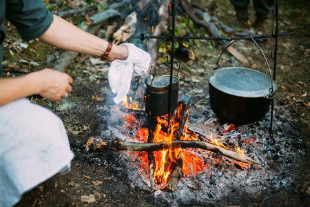 Bushcraft in the British Rain: Fire-Starting and Shelter-Building Techniques
